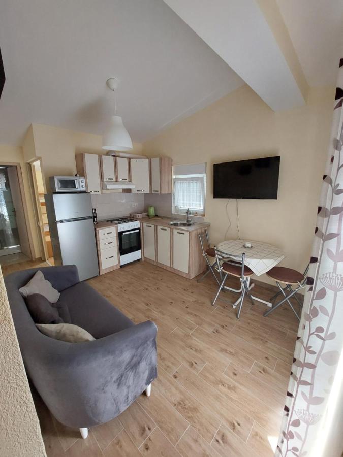 Apartmani Piskoric Vir Dış mekan fotoğraf