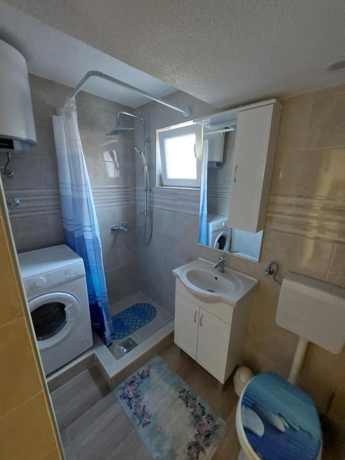 Apartmani Piskoric Vir Dış mekan fotoğraf