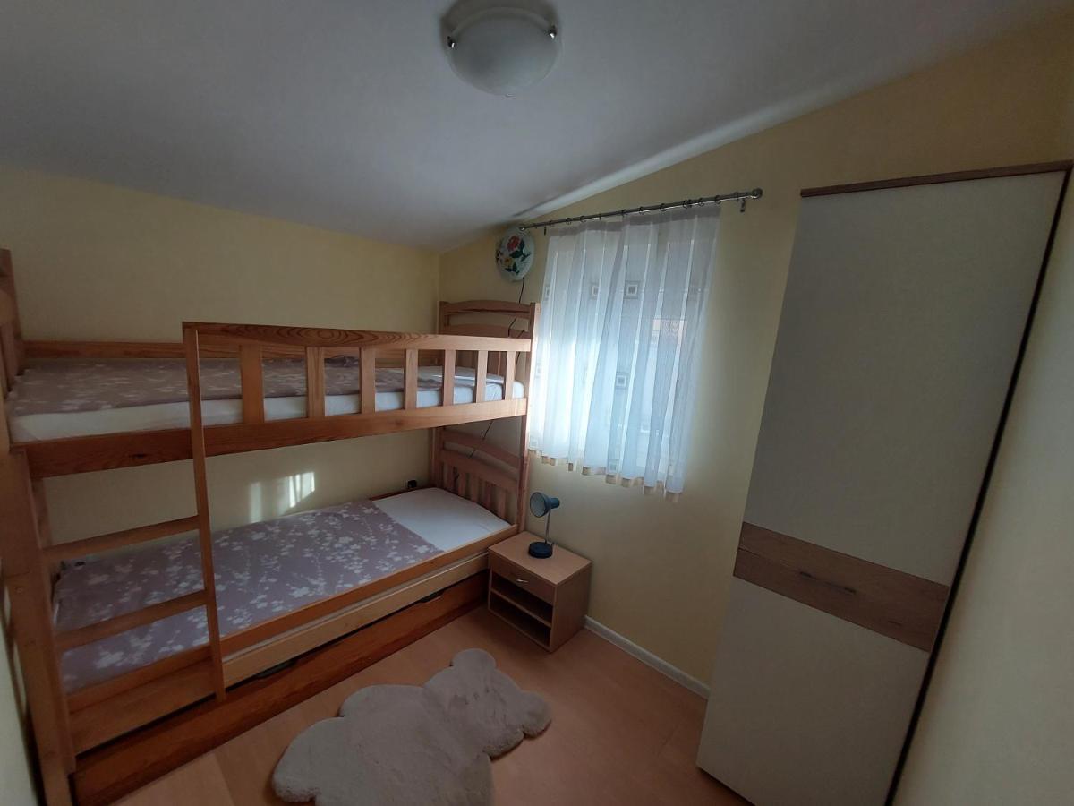 Apartmani Piskoric Vir Dış mekan fotoğraf