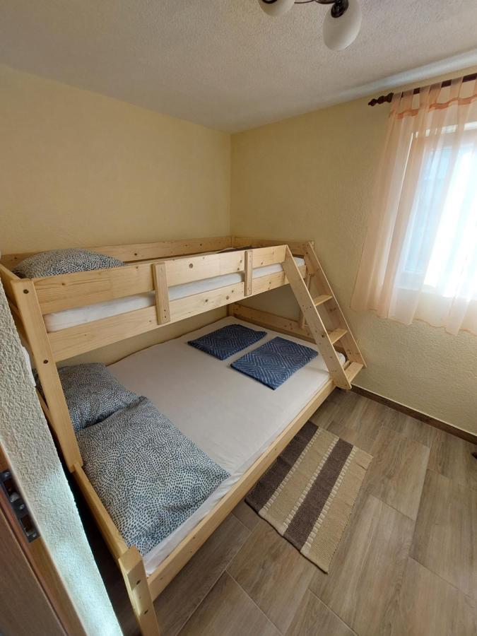 Apartmani Piskoric Vir Dış mekan fotoğraf